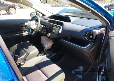 2016 Toyota Prius C Two z USA, uszkodzony, nr VIN JTDKDTB34G1139915